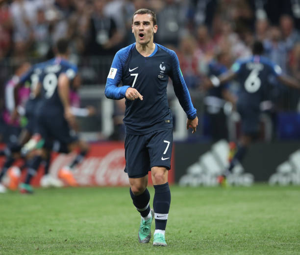 他在场上与 他在场上与